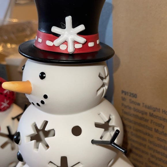 Snowman family candle holders - Picture 6 of 11